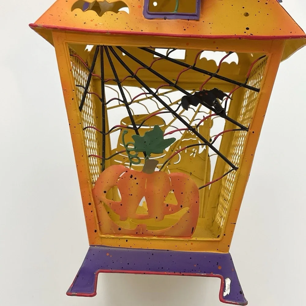 VTG‎ Halloween Lantern Tealight Candle Holder Spooky Hollow Metal Cage 2001